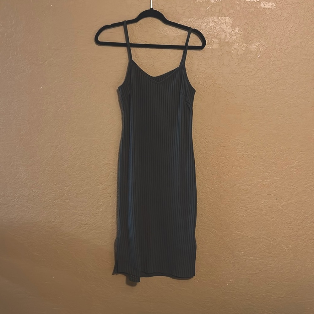 Olive Green Ribbed Maxi Dress with splits on the sides (L)